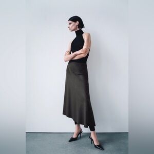 Zara Limited Edition Midi Asymmetrical  Skirt Size Large